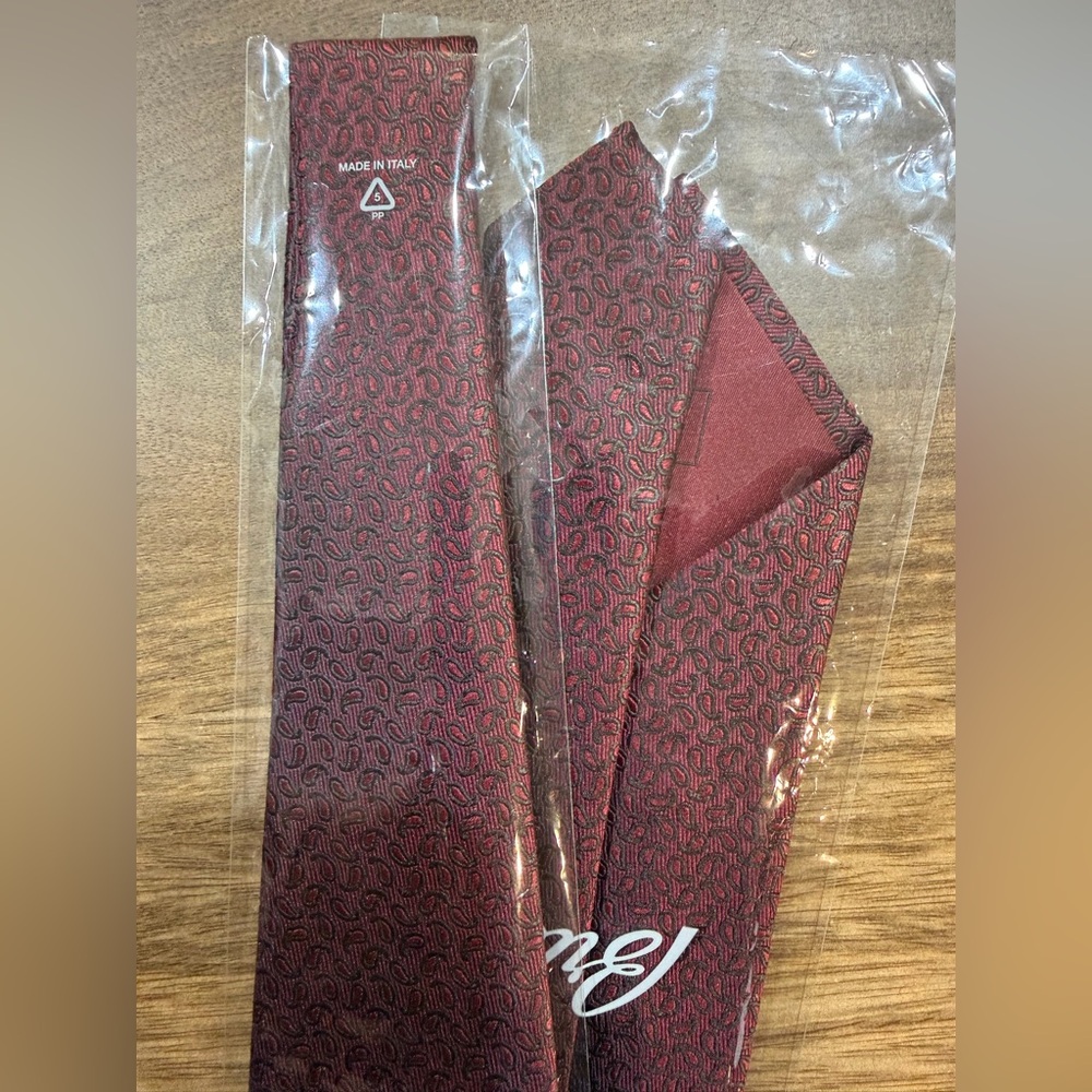 NWOT Brioni Silk Tie - Picture 5 of 5